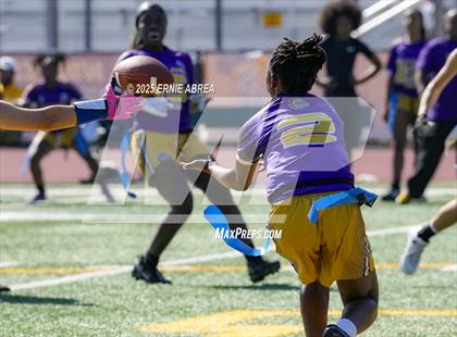 Thumbnail 1 in Clayton Valley Charter vs. Oakland Tech (Green and Gold Invitational-SRVHS) photogallery.