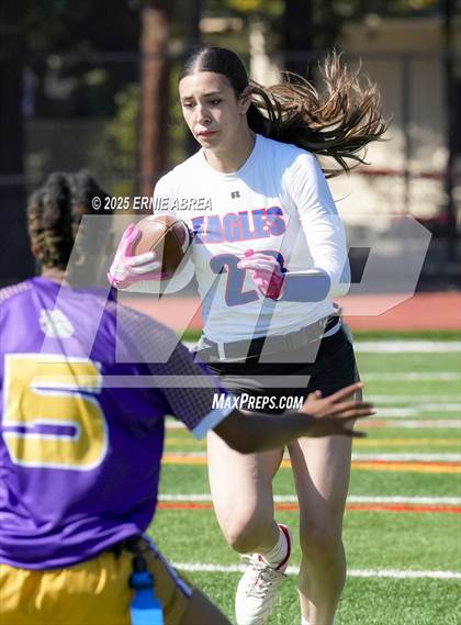 Thumbnail 1 in Clayton Valley Charter vs. Oakland Tech (Green and Gold Invitational-SRVHS) photogallery.