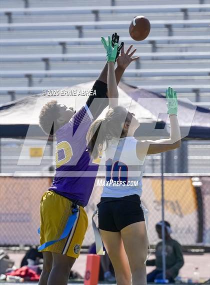 Thumbnail 1 in Clayton Valley Charter vs. Oakland Tech (Green and Gold Invitational-SRVHS) photogallery.