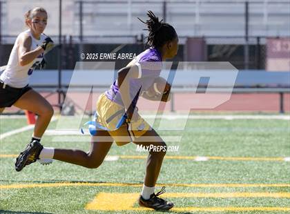 Thumbnail 3 in Clayton Valley Charter vs. Oakland Tech (Green and Gold Invitational-SRVHS) photogallery.