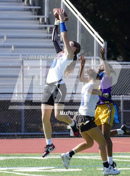 Thumbnail 1 in Clayton Valley Charter vs. Oakland Tech (Green and Gold Invitational-SRVHS) photogallery.