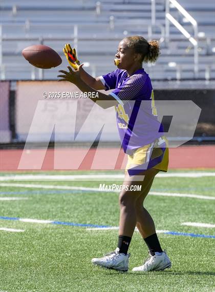 Thumbnail 1 in Clayton Valley Charter vs. Oakland Tech (Green and Gold Invitational-SRVHS) photogallery.