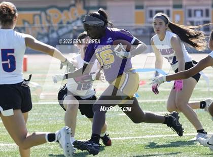 Thumbnail 3 in Clayton Valley Charter vs. Oakland Tech (Green and Gold Invitational-SRVHS) photogallery.
