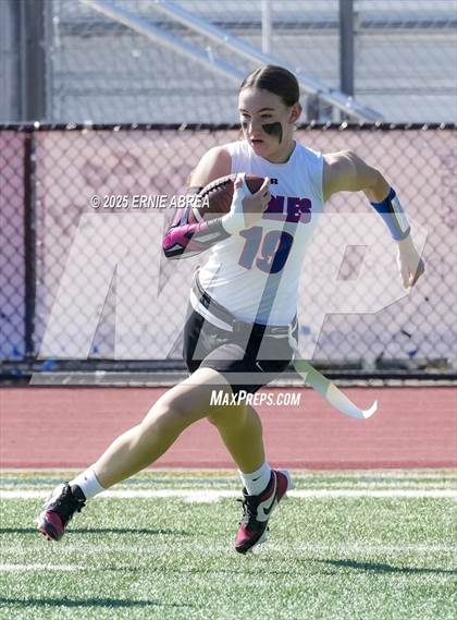 Thumbnail 3 in Clayton Valley Charter vs. Oakland Tech (Green and Gold Invitational-SRVHS) photogallery.