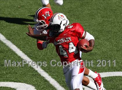 Thumbnail 3 in Wayne vs. McKinley (Kirk Herbstreit National Kickoff Classic) photogallery.