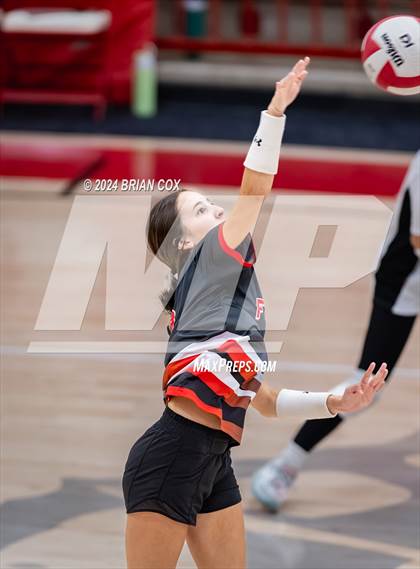 Thumbnail 1 in Yellville-Summit @ Flippin photogallery.
