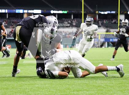 Thumbnail 3 in Nimitz @ Martin (UIL 6A Bi-District) photogallery.