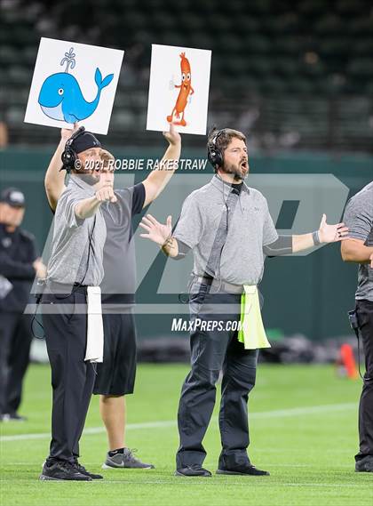 Thumbnail 3 in Nimitz @ Martin (UIL 6A Bi-District) photogallery.