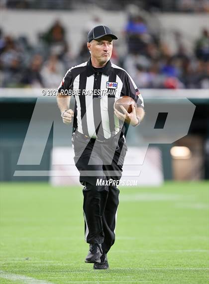 Thumbnail 3 in Nimitz @ Martin (UIL 6A Bi-District) photogallery.