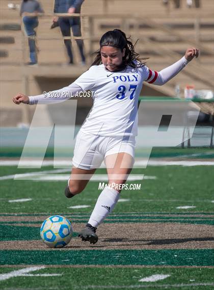 Thumbnail 2 in Los Angeles CES vs. Polytechnic (CIF LACS D3 Final) photogallery.
