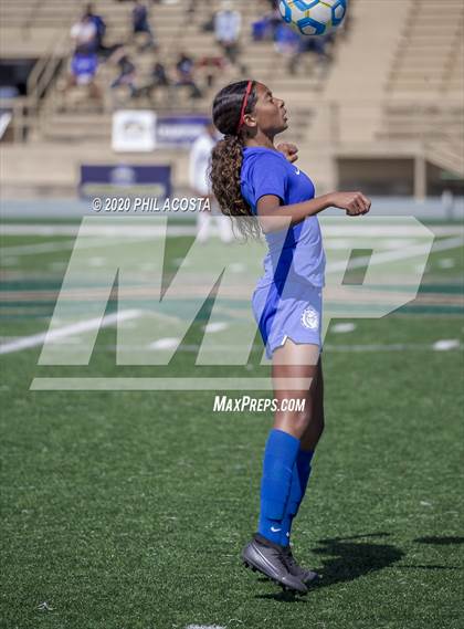 Thumbnail 2 in Los Angeles CES vs. Polytechnic (CIF LACS D3 Final) photogallery.