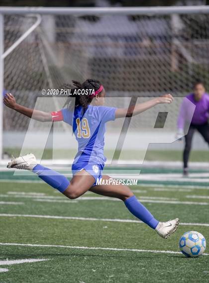 Thumbnail 3 in Los Angeles CES vs. Polytechnic (CIF LACS D3 Final) photogallery.