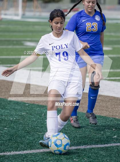 Thumbnail 2 in Los Angeles CES vs. Polytechnic (CIF LACS D3 Final) photogallery.