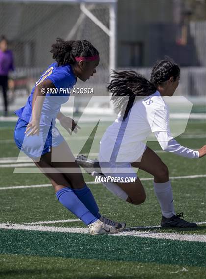 Thumbnail 2 in Los Angeles CES vs. Polytechnic (CIF LACS D3 Final) photogallery.