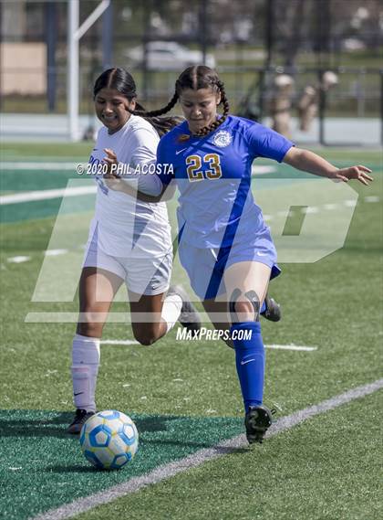 Thumbnail 2 in Los Angeles CES vs. Polytechnic (CIF LACS D3 Final) photogallery.