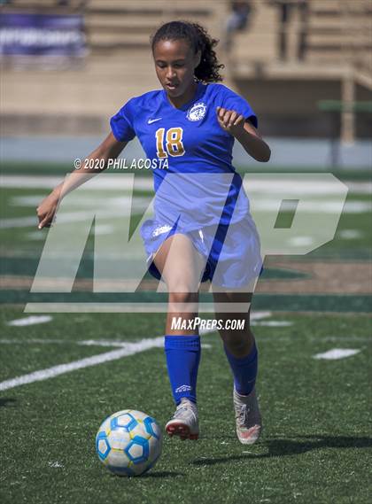 Thumbnail 1 in Los Angeles CES vs. Polytechnic (CIF LACS D3 Final) photogallery.