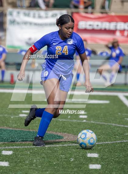Thumbnail 3 in Los Angeles CES vs. Polytechnic (CIF LACS D3 Final) photogallery.