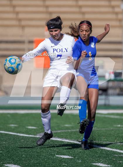 Thumbnail 2 in Los Angeles CES vs. Polytechnic (CIF LACS D3 Final) photogallery.