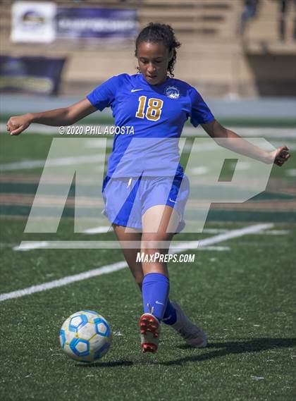 Thumbnail 3 in Los Angeles CES vs. Polytechnic (CIF LACS D3 Final) photogallery.
