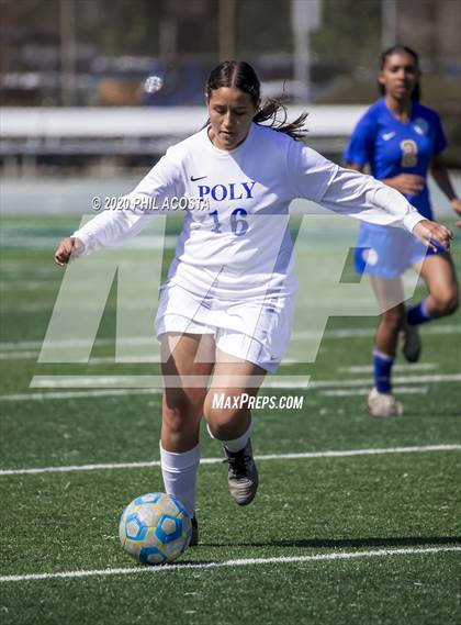 Thumbnail 2 in Los Angeles CES vs. Polytechnic (CIF LACS D3 Final) photogallery.