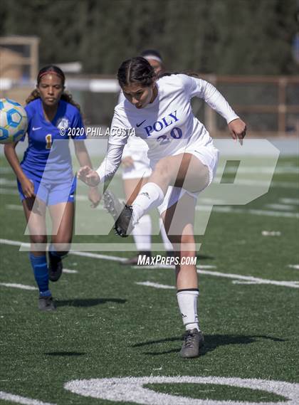 Thumbnail 1 in Los Angeles CES vs. Polytechnic (CIF LACS D3 Final) photogallery.