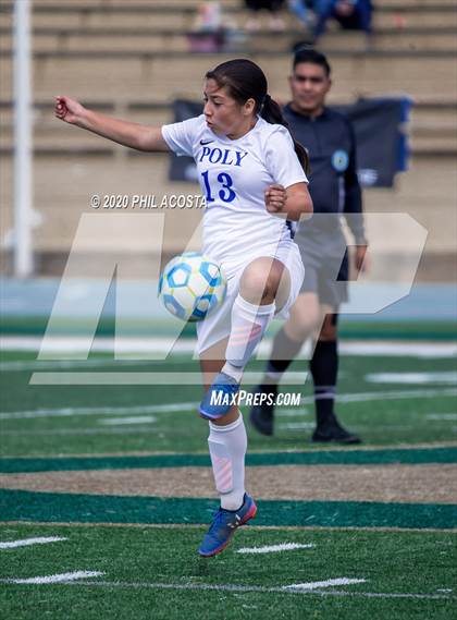 Thumbnail 1 in Los Angeles CES vs. Polytechnic (CIF LACS D3 Final) photogallery.