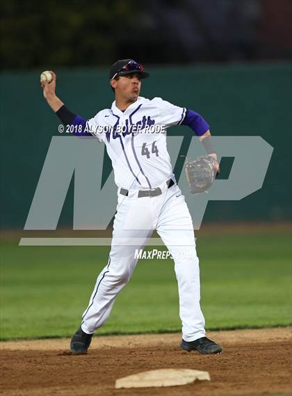 Thumbnail 2 in St. Mary's vs. Franklin (The Boras Classic) photogallery.