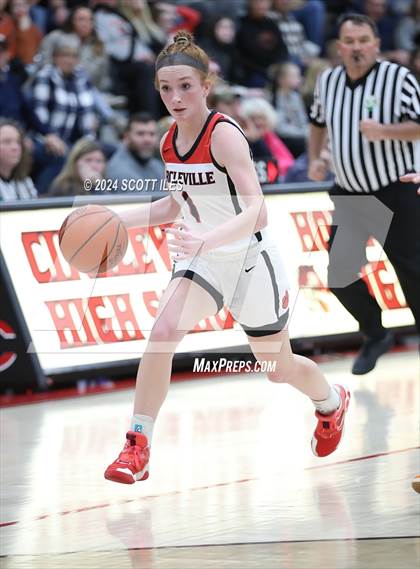 Thumbnail 1 in Amanda-Clearcreek @ Circleville photogallery.