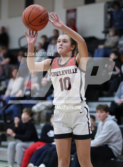 Thumbnail 3 in Amanda-Clearcreek @ Circleville photogallery.
