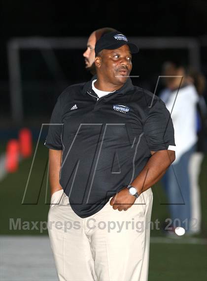 Thumbnail 2 in Windward vs. Brentwood School photogallery.