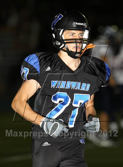 Thumbnail 3 in Windward vs. Brentwood School photogallery.