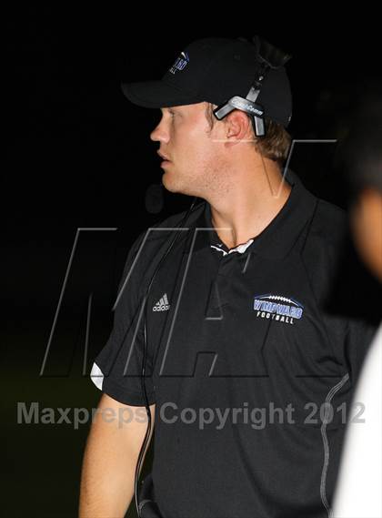 Thumbnail 1 in Windward vs. Brentwood School photogallery.