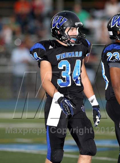 Thumbnail 2 in Windward vs. Brentwood School photogallery.