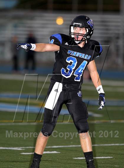 Thumbnail 3 in Windward vs. Brentwood School photogallery.