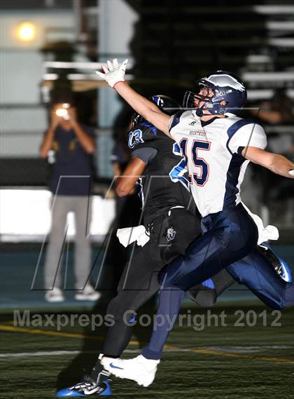 Thumbnail 3 in Windward vs. Brentwood School photogallery.