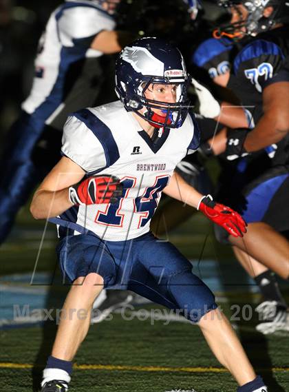 Thumbnail 1 in Windward vs. Brentwood School photogallery.