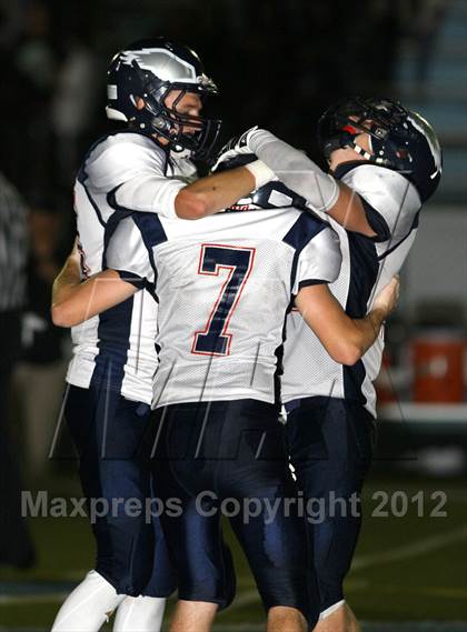 Thumbnail 1 in Windward vs. Brentwood School photogallery.