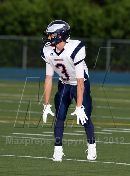 Thumbnail 2 in Windward vs. Brentwood School photogallery.