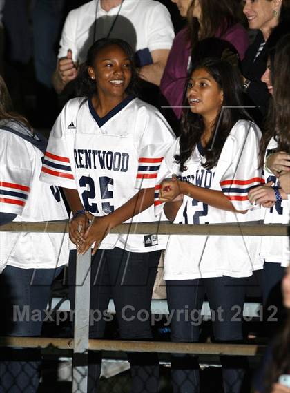 Thumbnail 2 in Windward vs. Brentwood School photogallery.