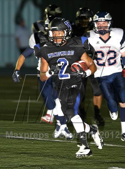 Thumbnail 1 in Windward vs. Brentwood School photogallery.