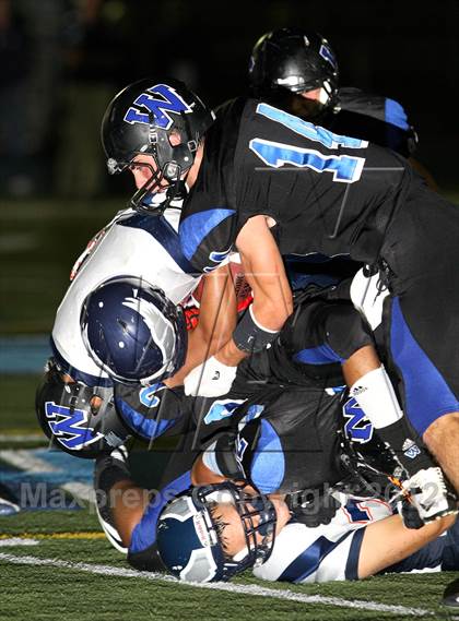 Thumbnail 2 in Windward vs. Brentwood School photogallery.