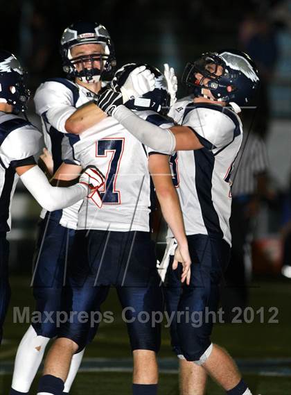 Thumbnail 2 in Windward vs. Brentwood School photogallery.