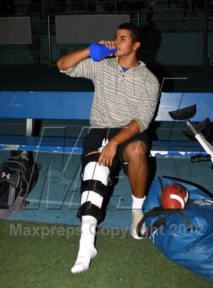 Thumbnail 3 in Windward vs. Brentwood School photogallery.