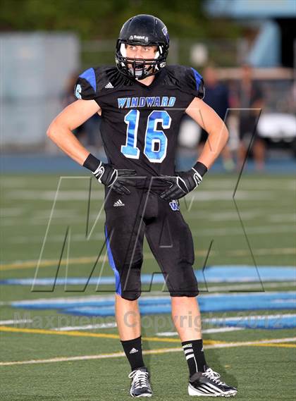 Thumbnail 3 in Windward vs. Brentwood School photogallery.