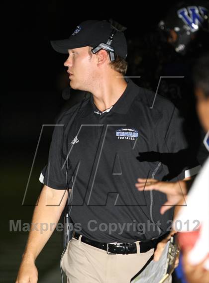 Thumbnail 3 in Windward vs. Brentwood School photogallery.