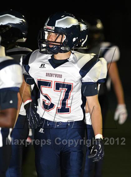 Thumbnail 1 in Windward vs. Brentwood School photogallery.