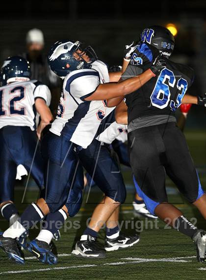 Thumbnail 1 in Windward vs. Brentwood School photogallery.