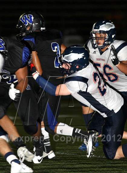 Thumbnail 1 in Windward vs. Brentwood School photogallery.
