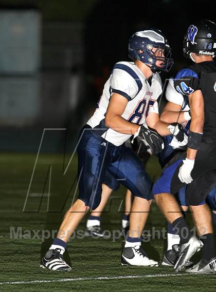 Thumbnail 2 in Windward vs. Brentwood School photogallery.