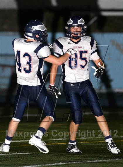 Thumbnail 2 in Windward vs. Brentwood School photogallery.
